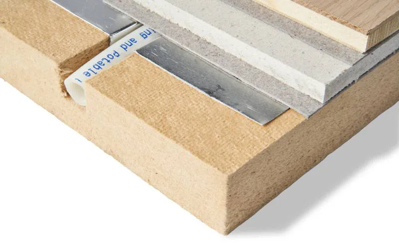 Oppbygging av gulv med trefiber & laminat/parkett